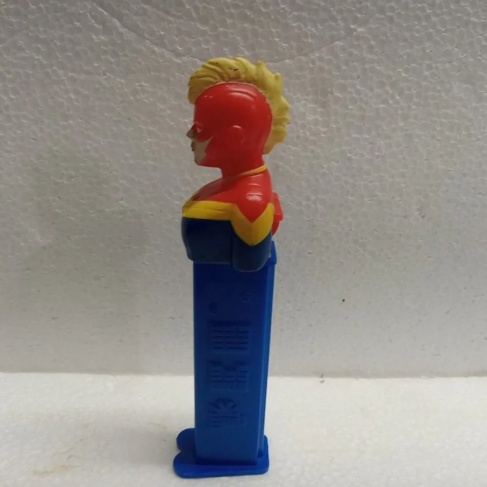 Captain Marvel Pez Dispenser Marvel Universe